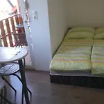 شقة Vasti