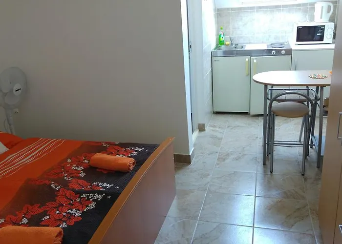 דירה Vasti שיופוק